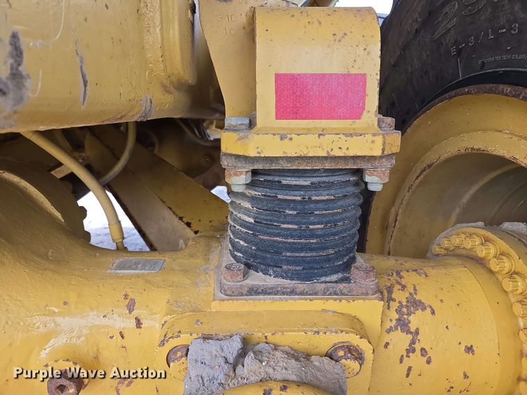 image for item EL2054 2010 Caterpillar 740 haul truck