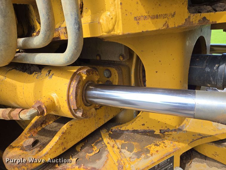 image for item EL2054 2010 Caterpillar 740 haul truck