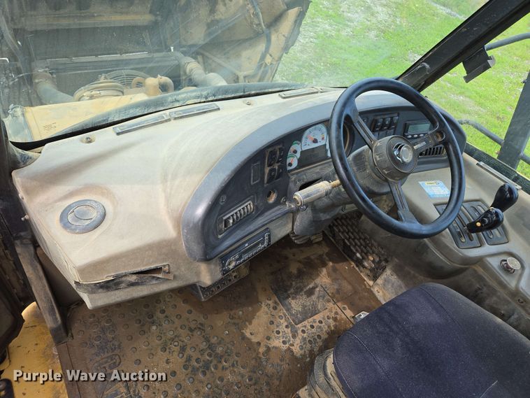 image for item EL2054 2010 Caterpillar 740 haul truck