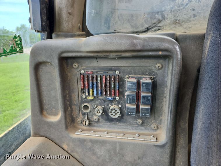 image for item EL2054 2010 Caterpillar 740 haul truck