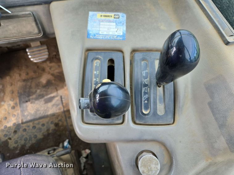 image for item EL2054 2010 Caterpillar 740 haul truck