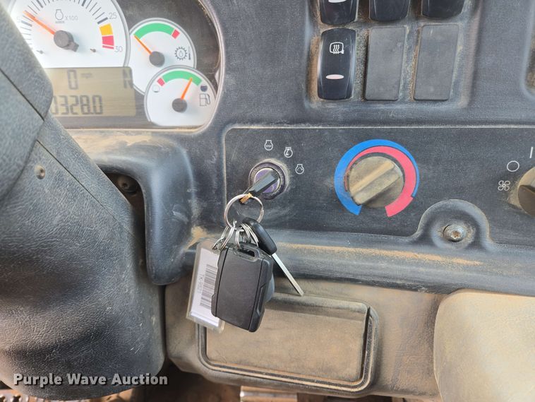 image for item EL2054 2010 Caterpillar 740 haul truck