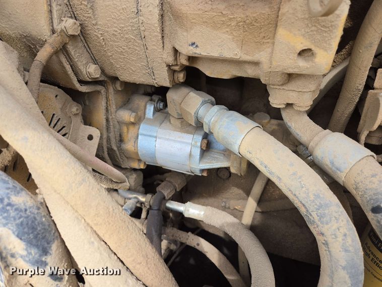 image for item EL2054 2010 Caterpillar 740 haul truck