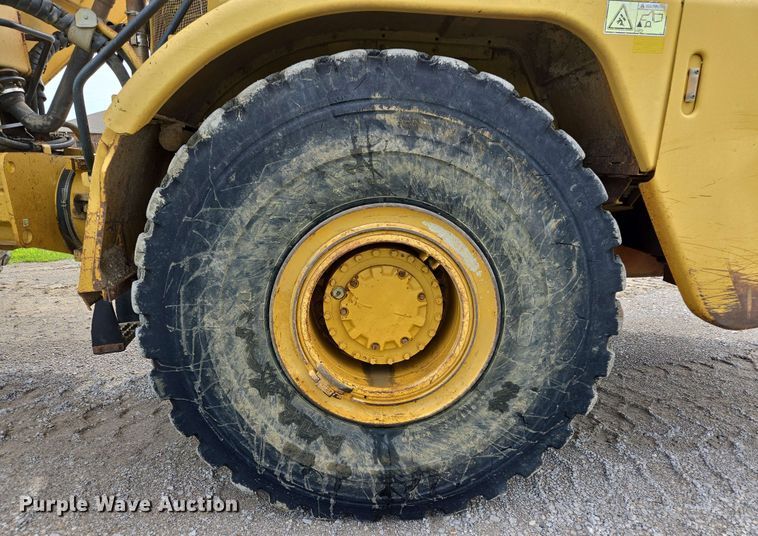 image for item EL2054 2010 Caterpillar 740 haul truck
