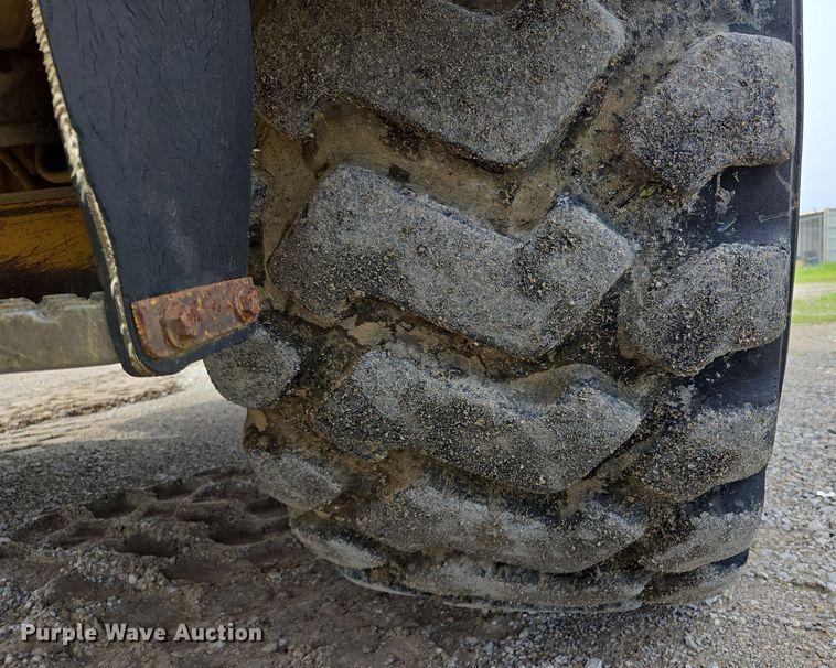 image for item EL2054 2010 Caterpillar 740 haul truck