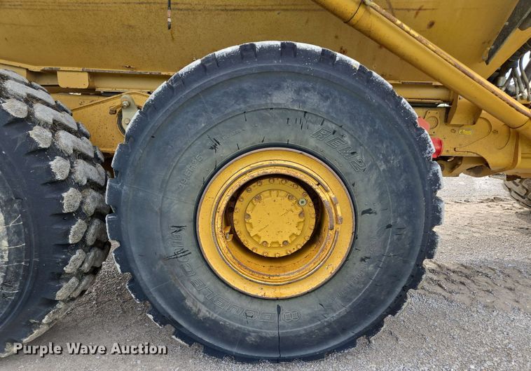 image for item EL2054 2010 Caterpillar 740 haul truck