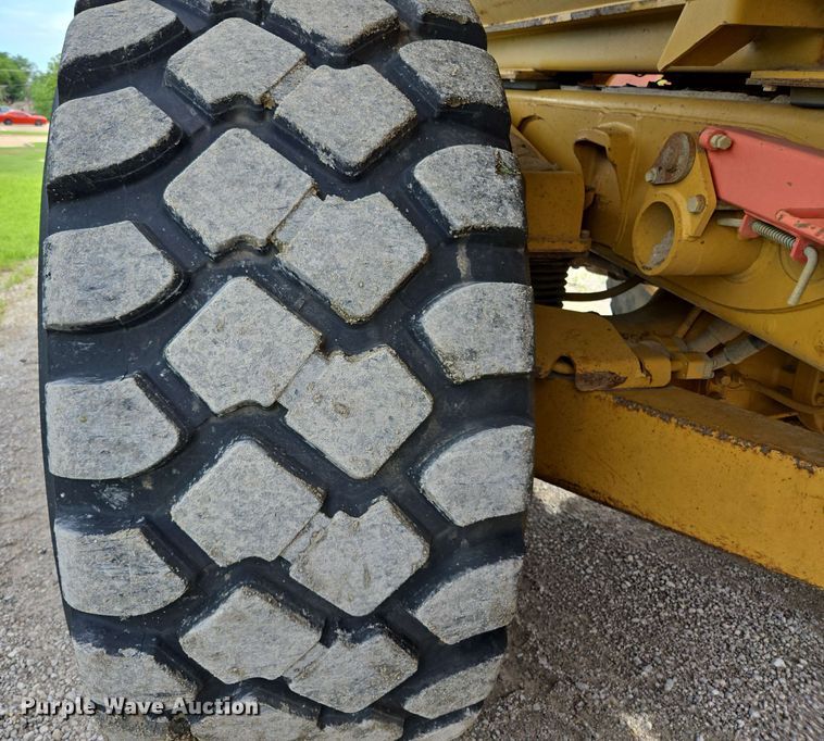 image for item EL2054 2010 Caterpillar 740 haul truck