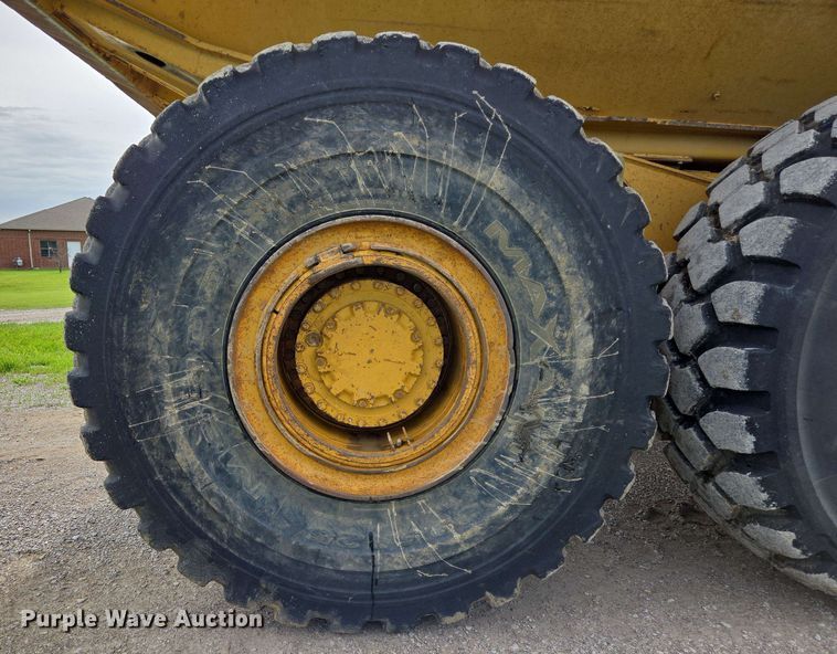 image for item EL2054 2010 Caterpillar 740 haul truck