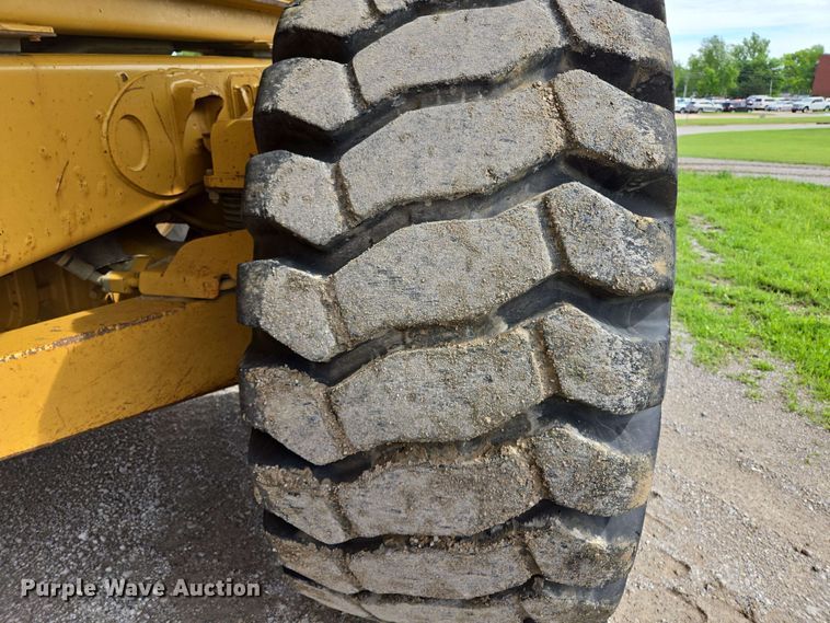 image for item EL2054 2010 Caterpillar 740 haul truck