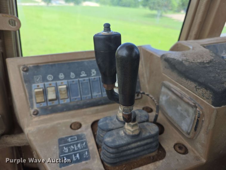 image for item EL2055 1997 Caterpillar 950F Series II wheel loader