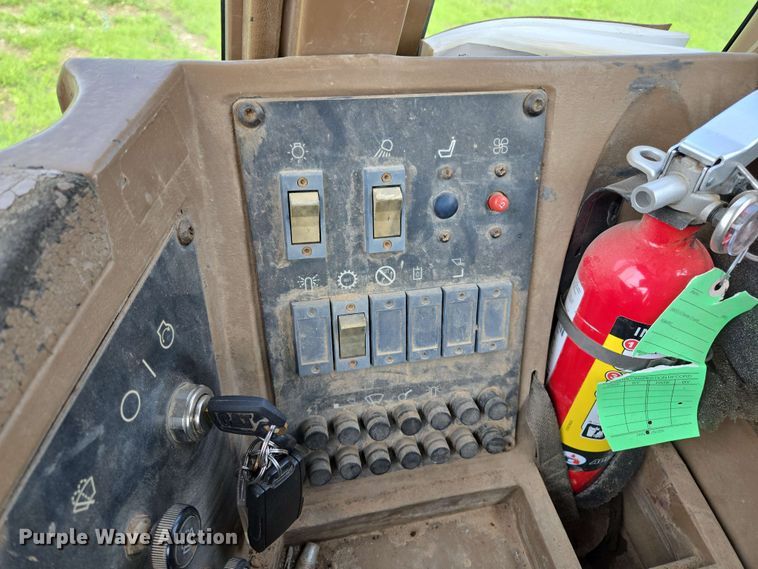 image for item EL2055 1997 Caterpillar 950F Series II wheel loader