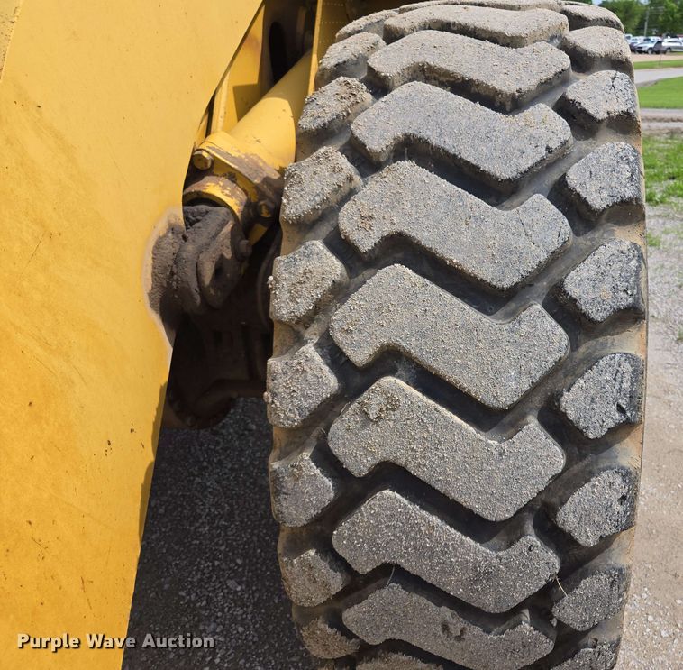 image for item EL2055 1997 Caterpillar 950F Series II wheel loader