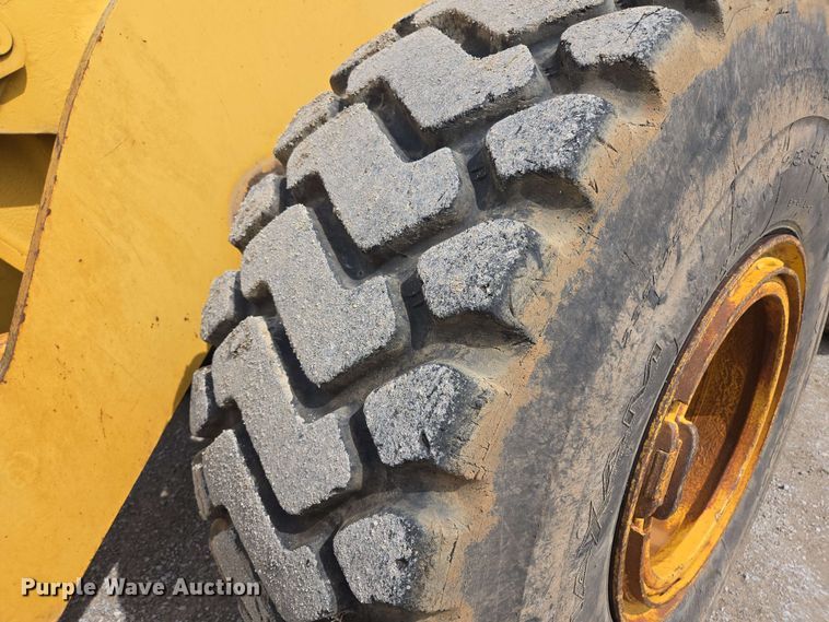 image for item EL2055 1997 Caterpillar 950F Series II wheel loader
