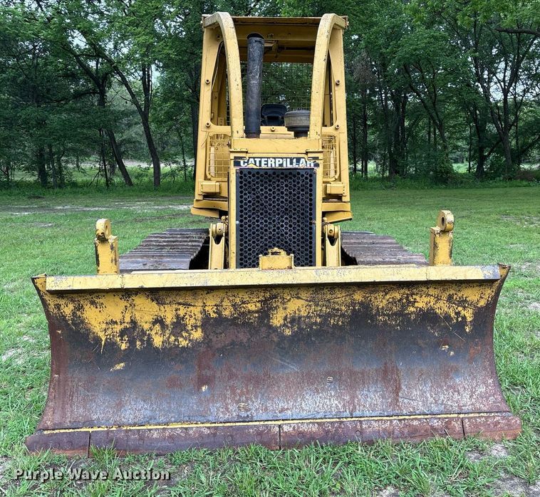 image for item EM2540 1993 Caterpillar D5C dozer
