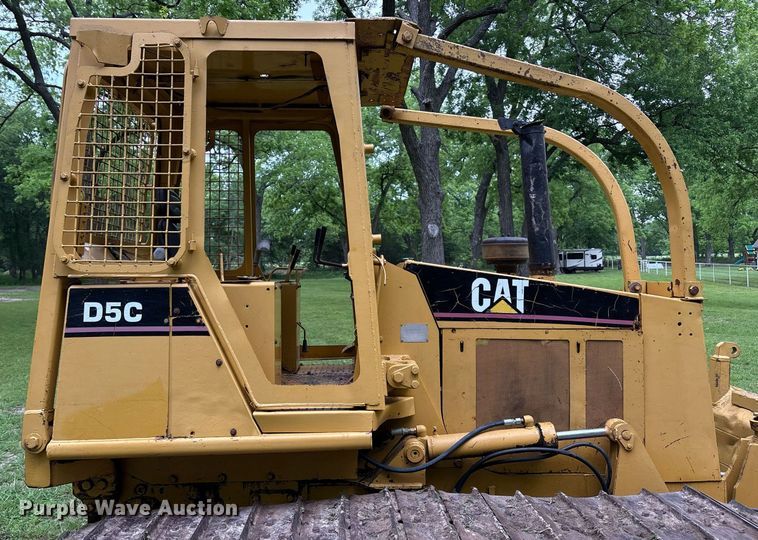 image for item EM2540 1993 Caterpillar D5C dozer
