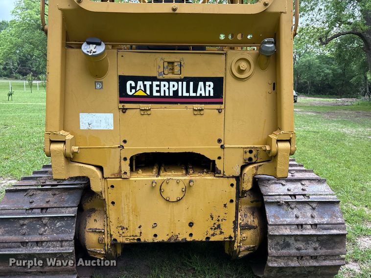 image for item EM2540 1993 Caterpillar D5C dozer