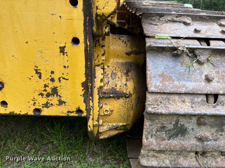 image for item EM2540 1993 Caterpillar D5C dozer