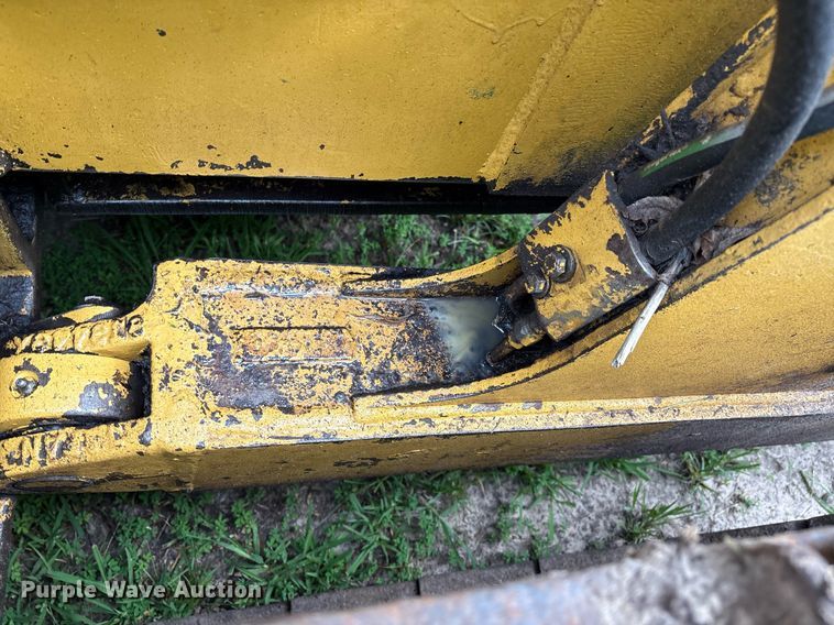 image for item EM2540 1993 Caterpillar D5C dozer