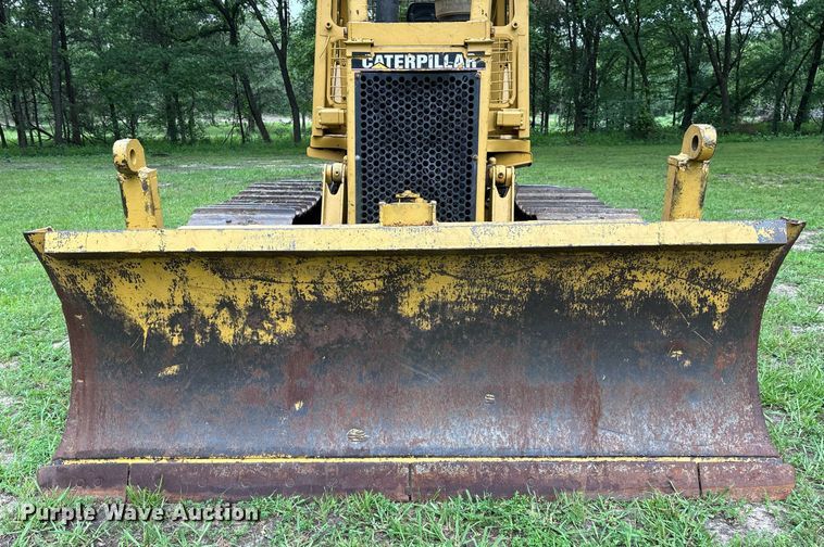image for item EM2540 1993 Caterpillar D5C dozer