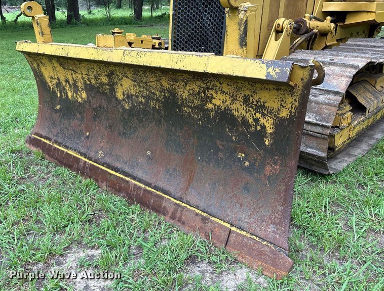 image for item EM2540 1993 Caterpillar D5C dozer