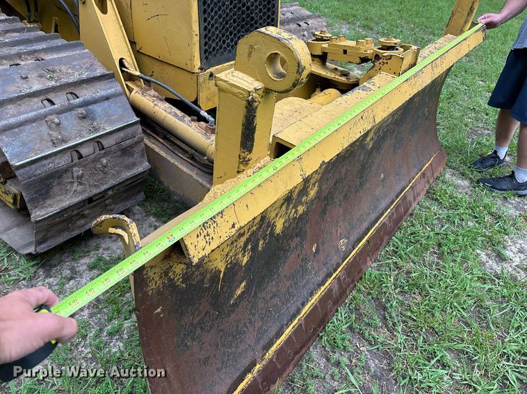 image for item EM2540 1993 Caterpillar D5C dozer