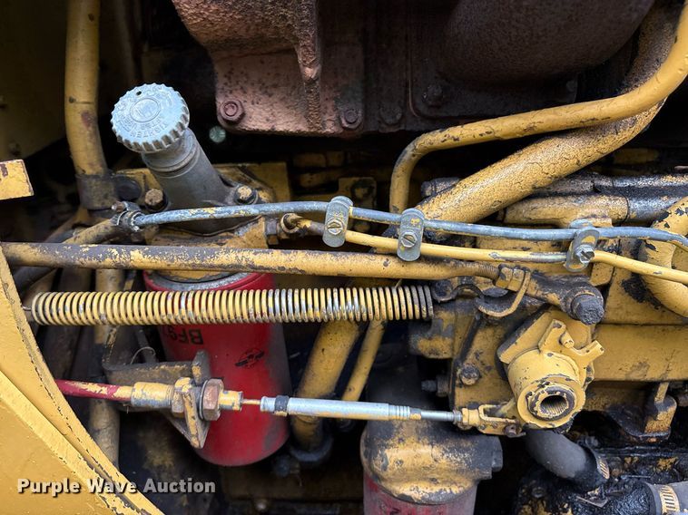 image for item EM2540 1993 Caterpillar D5C dozer