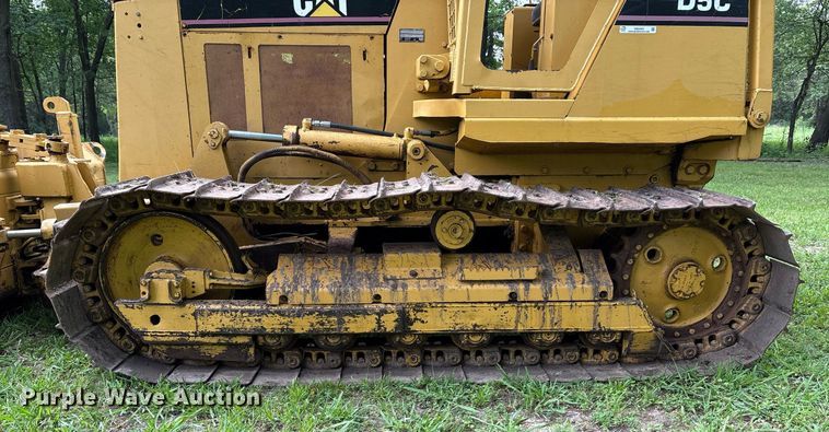 image for item EM2540 1993 Caterpillar D5C dozer