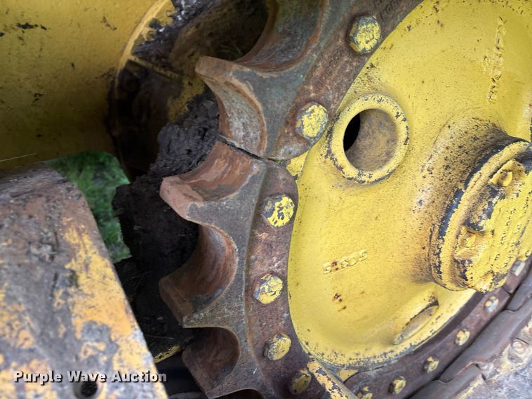 image for item EM2540 1993 Caterpillar D5C dozer