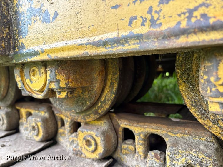 image for item EM2540 1993 Caterpillar D5C dozer