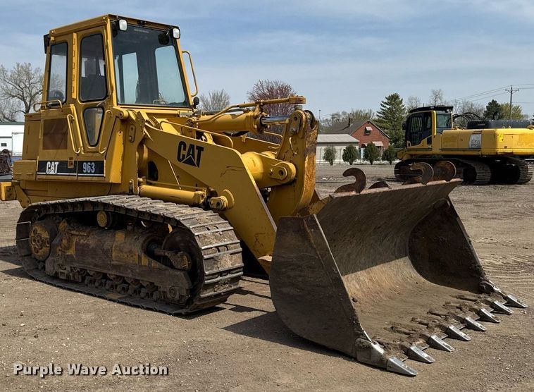 image for item EM3822 1993 Caterpillar 963 track loader