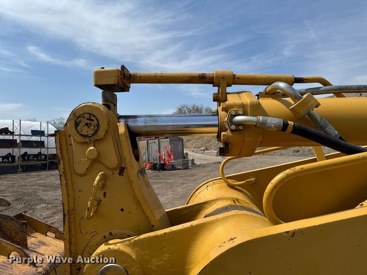 image for item EM3822 1993 Caterpillar 963 track loader