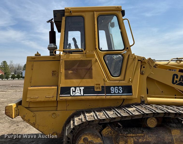image for item EM3822 1993 Caterpillar 963 track loader