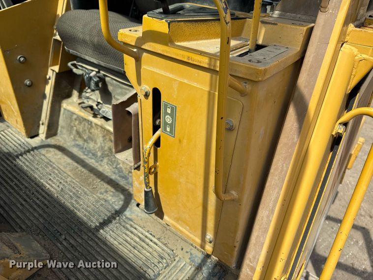 image for item EM3822 1993 Caterpillar 963 track loader
