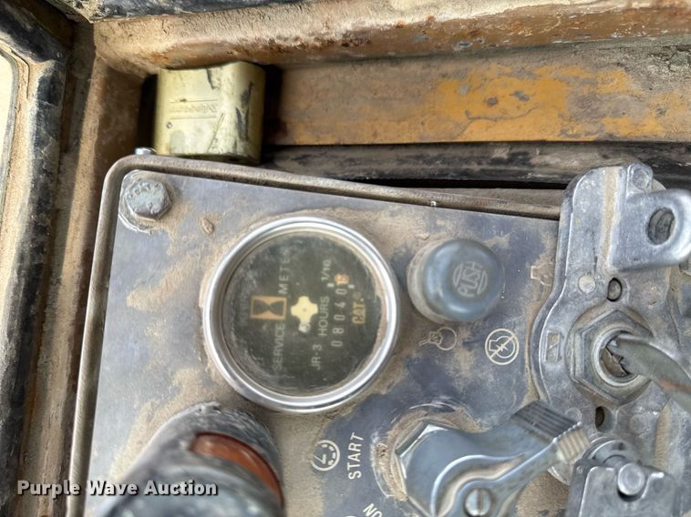 image for item EM3822 1993 Caterpillar 963 track loader