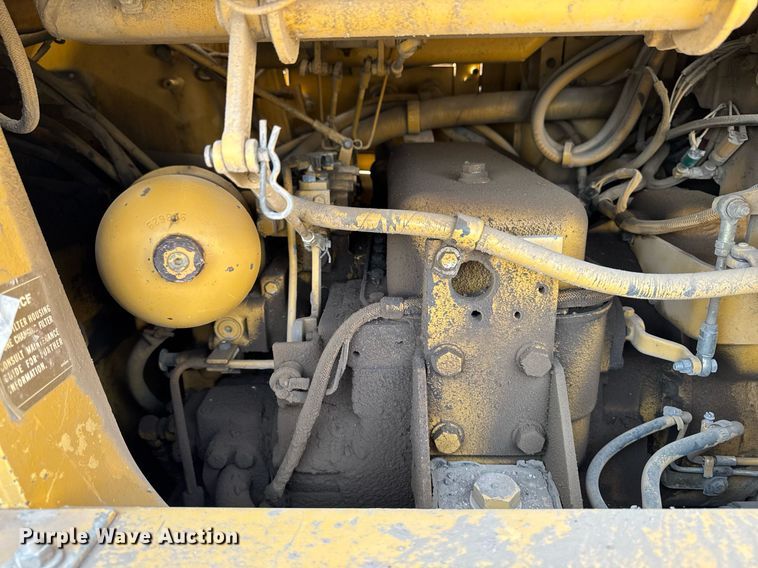 image for item EM3822 1993 Caterpillar 963 track loader