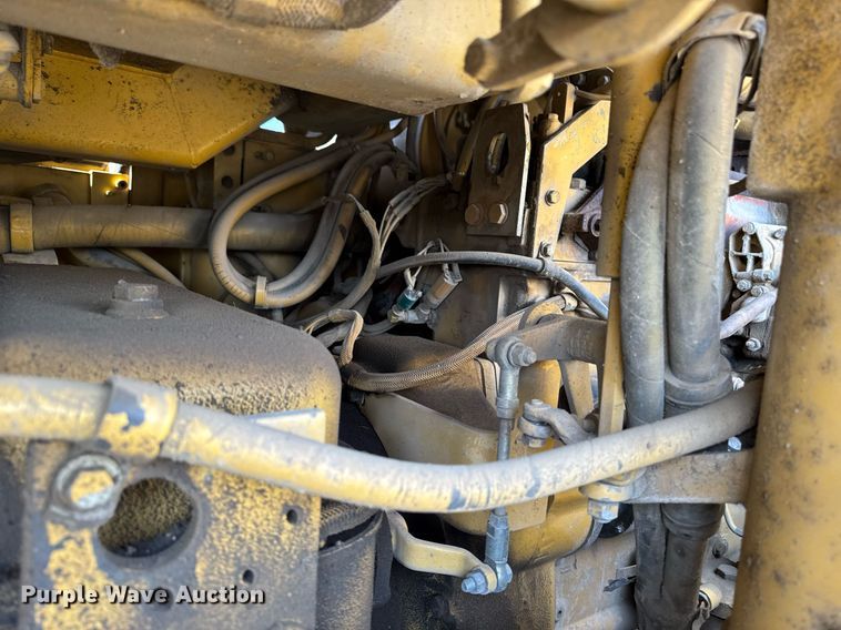 image for item EM3822 1993 Caterpillar 963 track loader