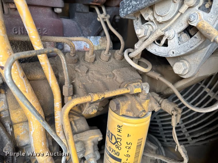 image for item EM3822 1993 Caterpillar 963 track loader