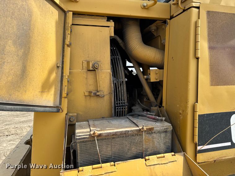 image for item EM3822 1993 Caterpillar 963 track loader
