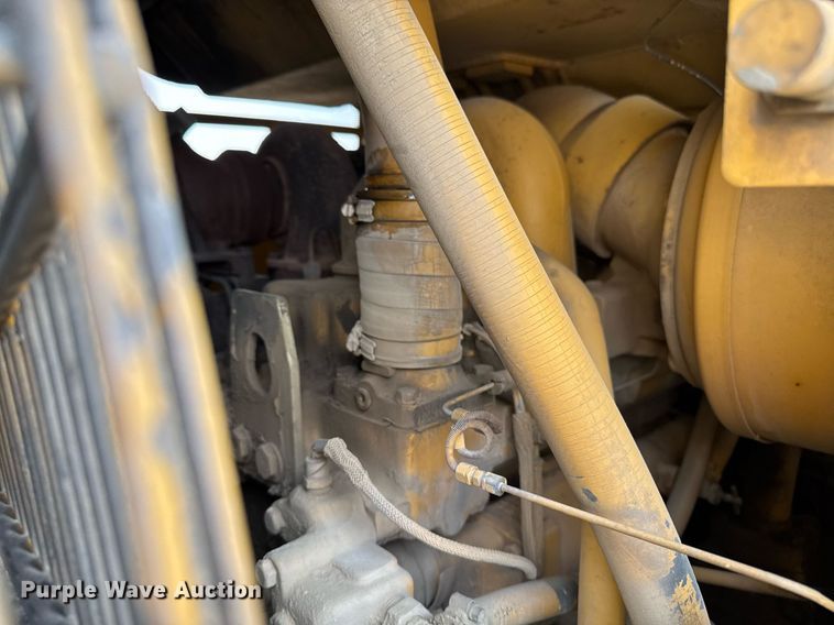 image for item EM3822 1993 Caterpillar 963 track loader