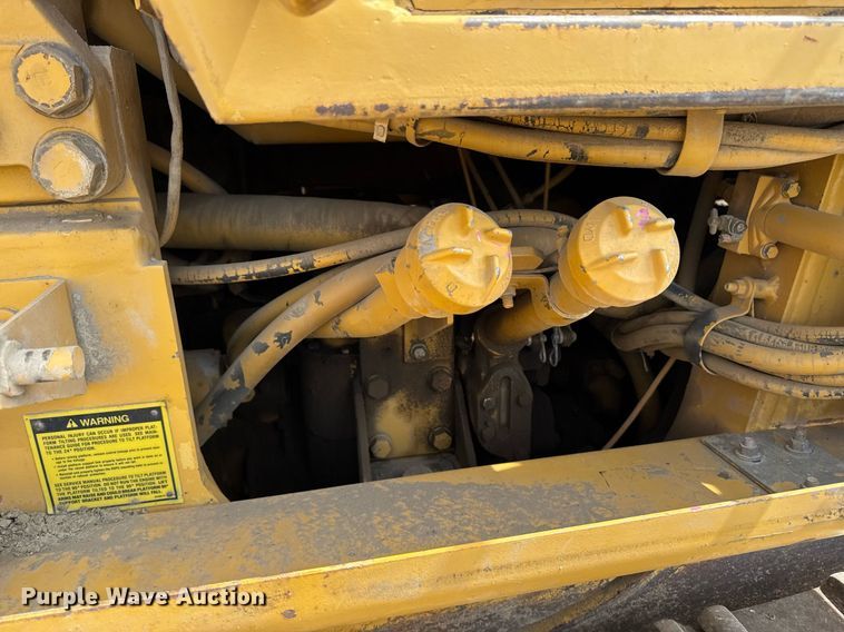 image for item EM3822 1993 Caterpillar 963 track loader