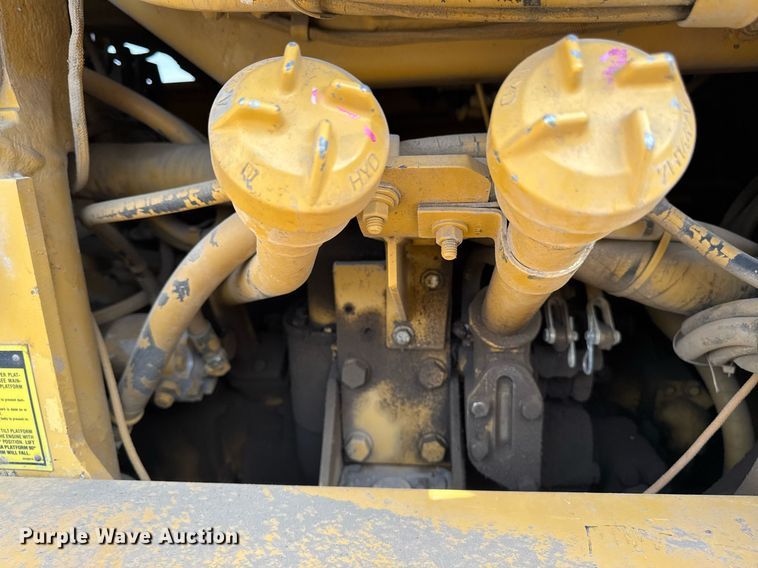 image for item EM3822 1993 Caterpillar 963 track loader