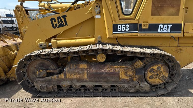 image for item EM3822 1993 Caterpillar 963 track loader