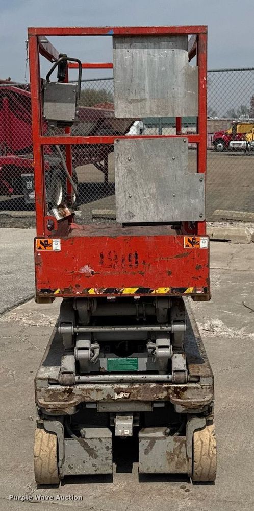 image for item EM3824 2007 SkyJack SjIII 3219 scissor lift