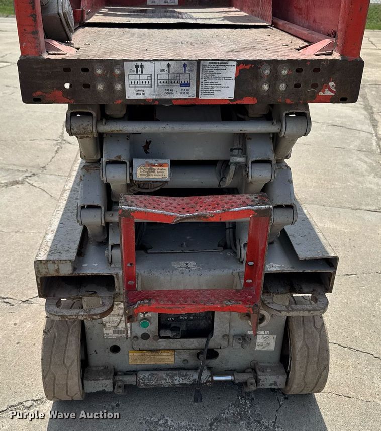 image for item EM3824 2007 SkyJack SjIII 3219 scissor lift