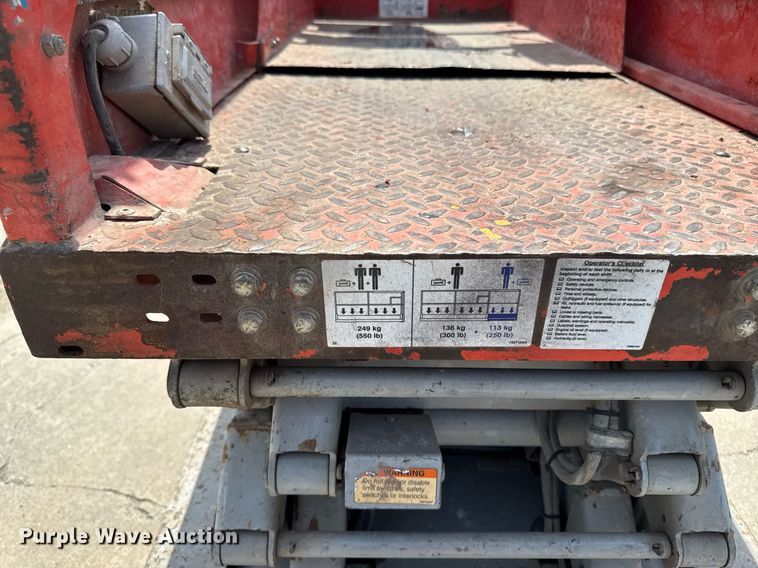 image for item EM3824 2007 SkyJack SjIII 3219 scissor lift