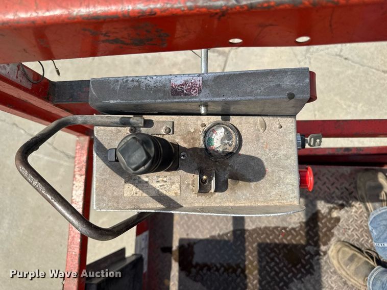 image for item EM3824 2007 SkyJack SjIII 3219 scissor lift