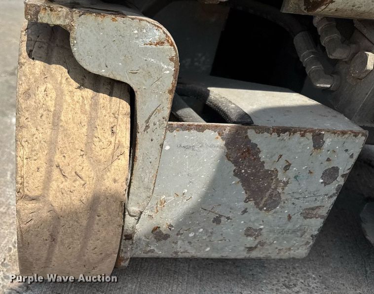 image for item EM3824 2007 SkyJack SjIII 3219 scissor lift