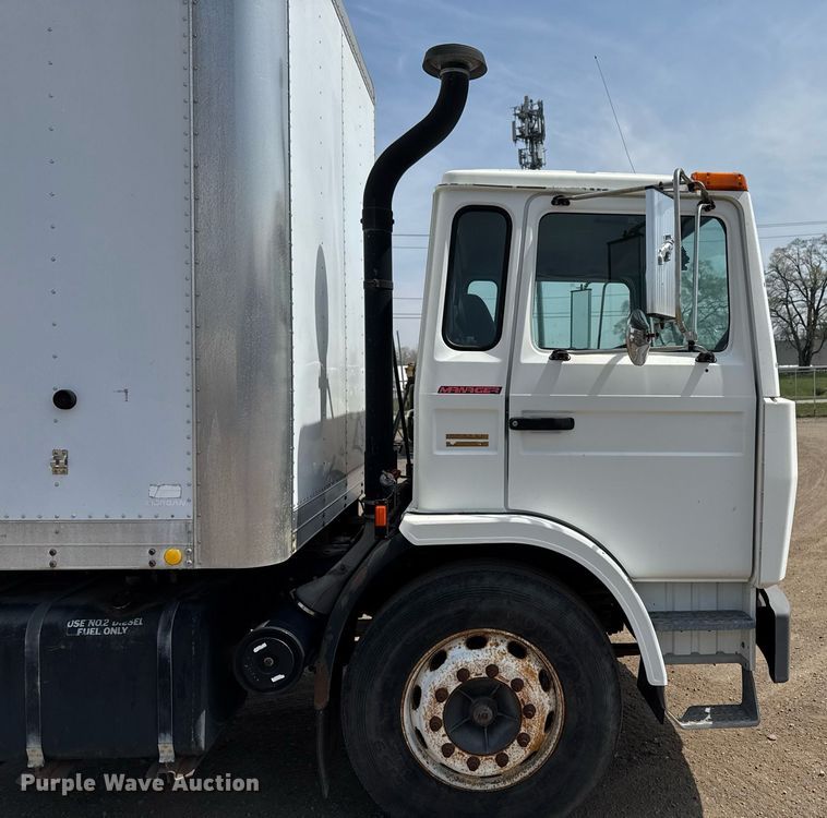 image for item EM3825 1998 Mack MS200 box truck
