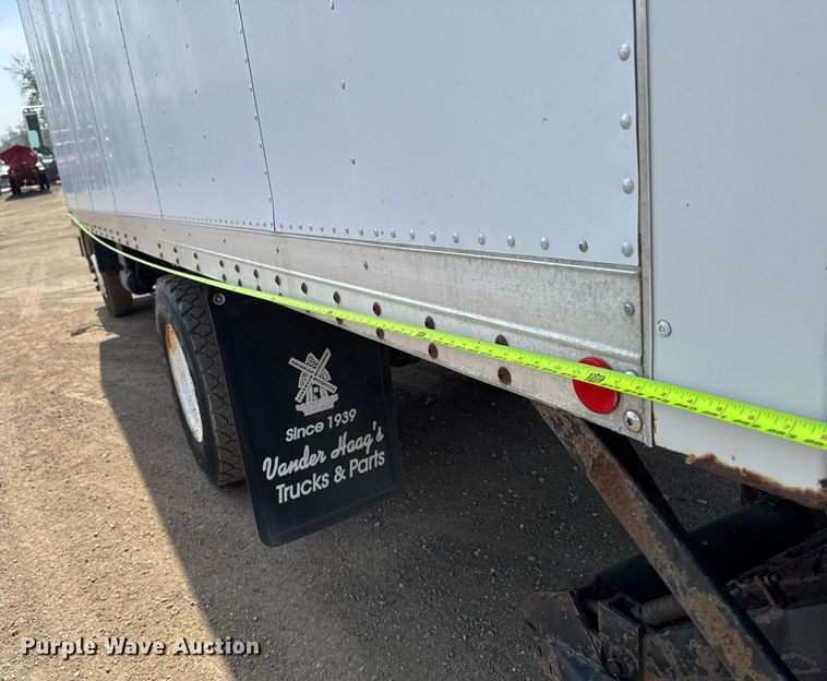 image for item EM3825 1998 Mack MS200 box truck