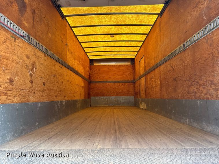 image for item EM3825 1998 Mack MS200 box truck